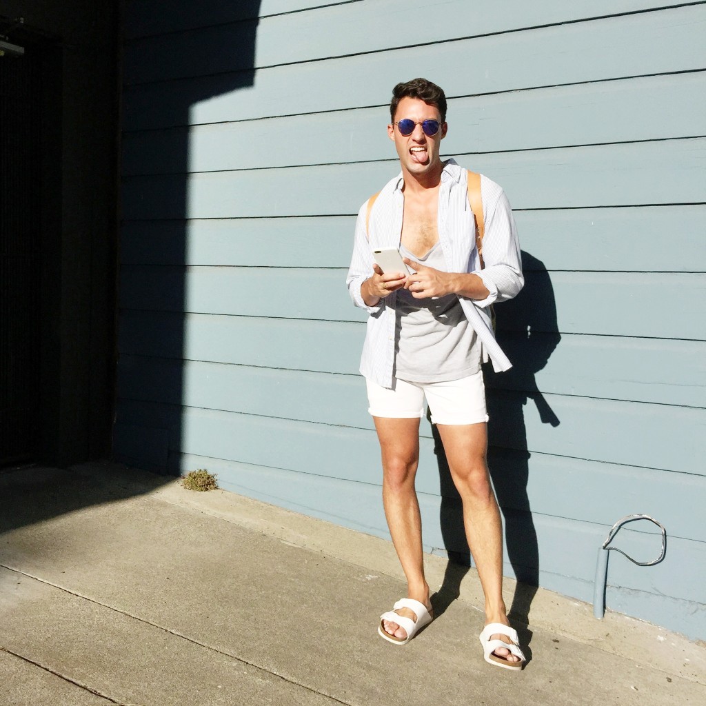 HOW TO WEAR LOW CUT TANK TOPS how-to-wear-low-cut-tank-tops